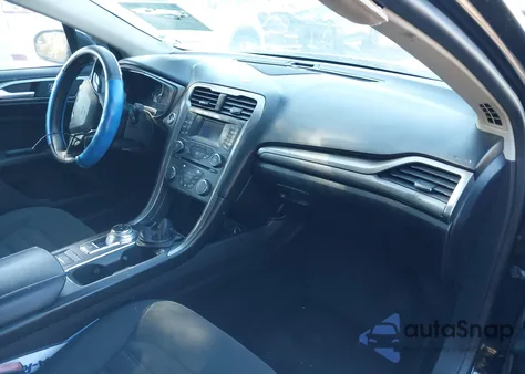 2018 Ford Fusion Hybrid Se z USA, uszkodzony, nr VIN 3FA6P0LU9JR173544